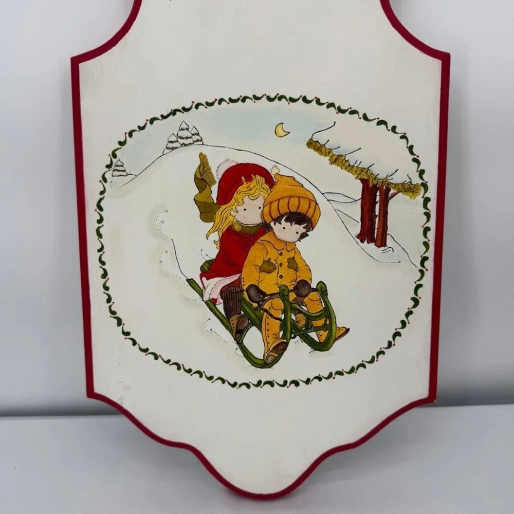 Hand Painted Wall Plaque Sledding Children Heart Cutout Country Cottage Decor‎